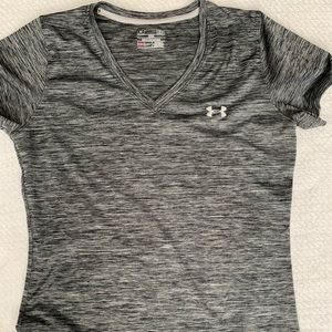 Under Armour heat gear tee